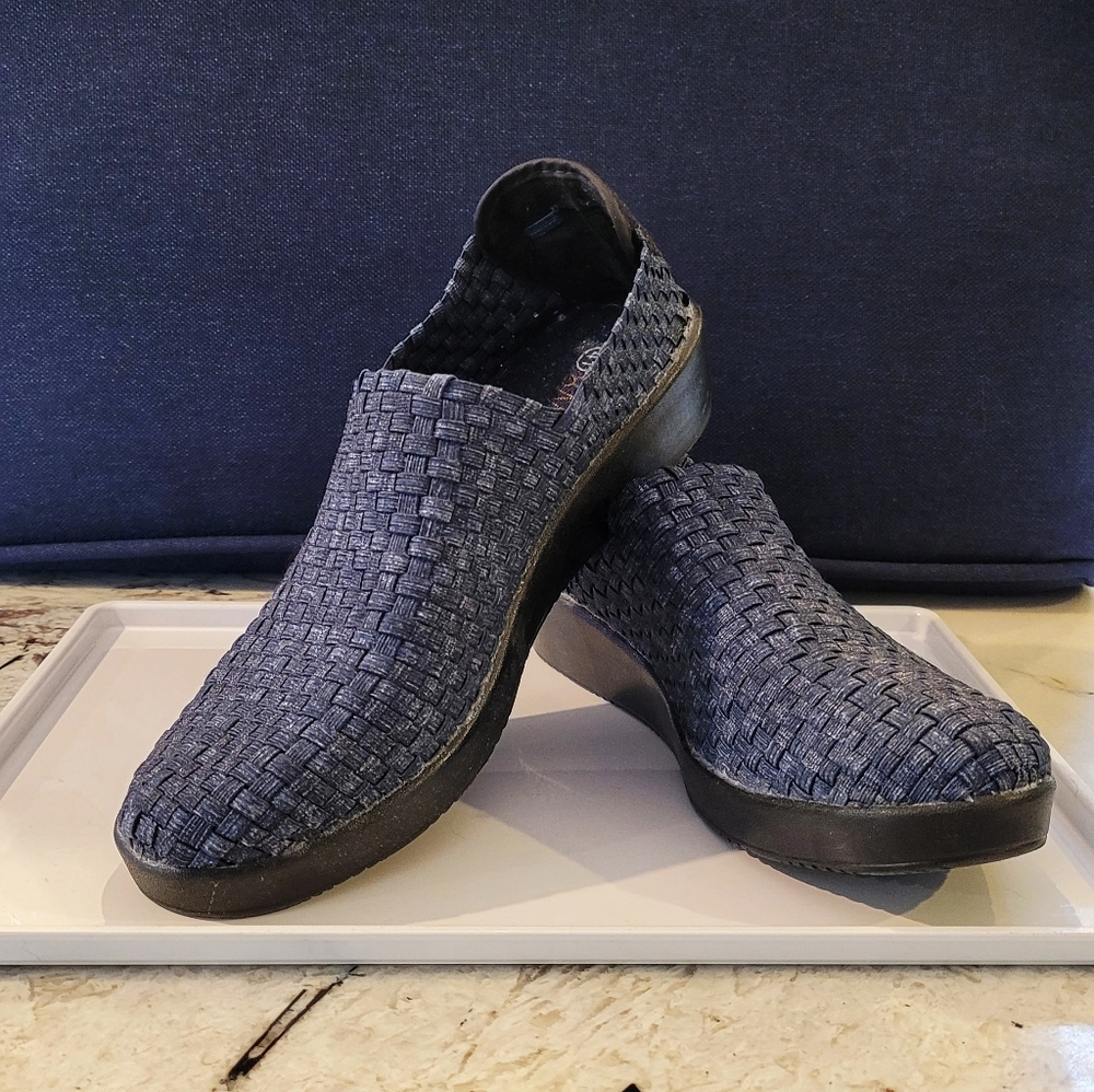 Bernie Mev size 41 Blue Smooth Cha Cha